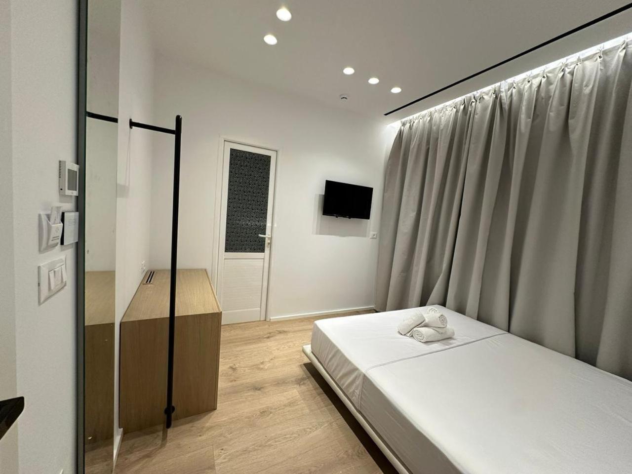 Villa Mucho Sarandë 外观 照片
