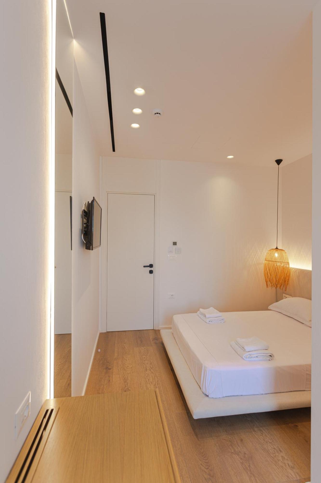 Villa Mucho Sarandë 外观 照片