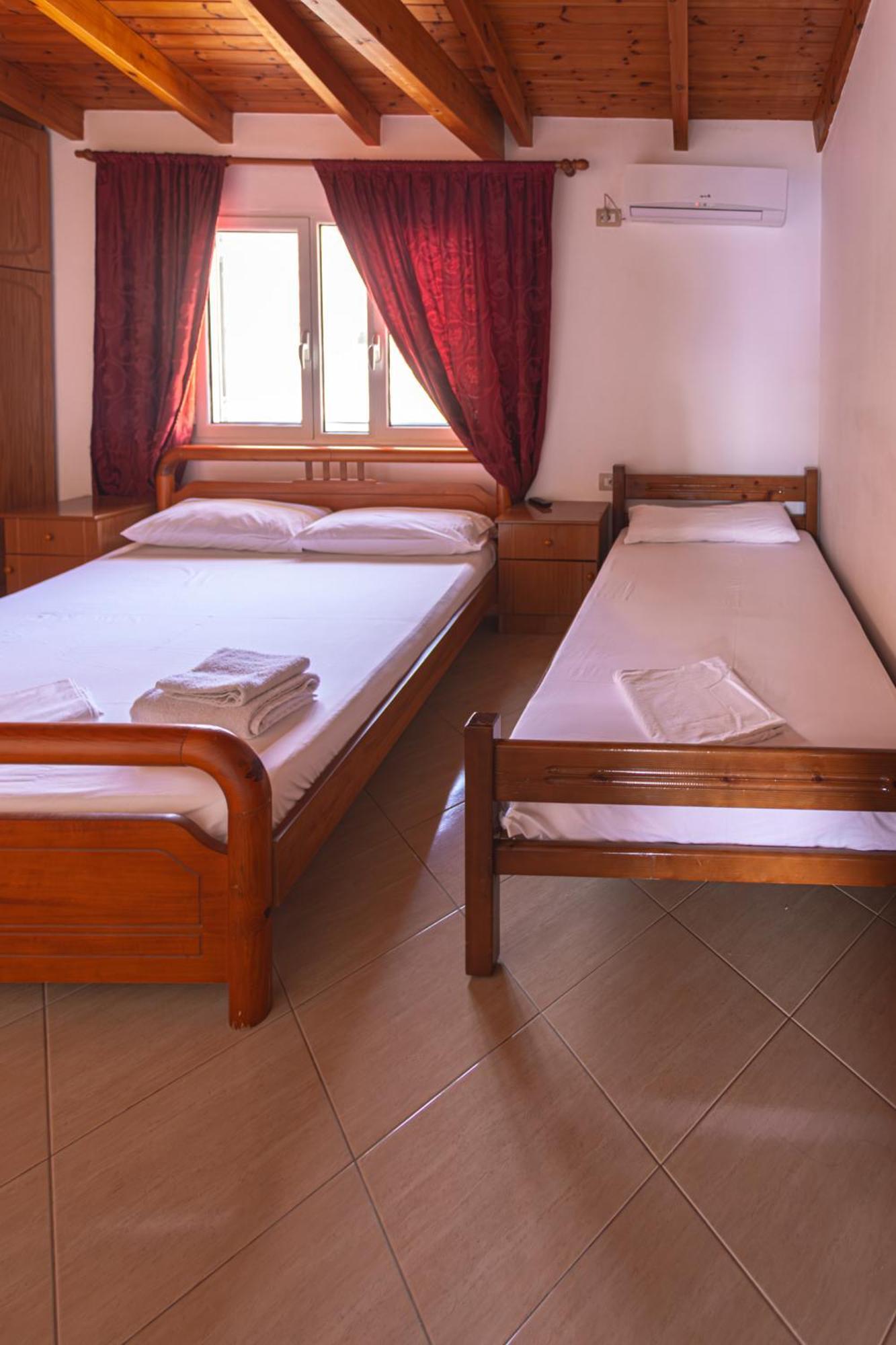 Villa Mucho Sarandë 外观 照片