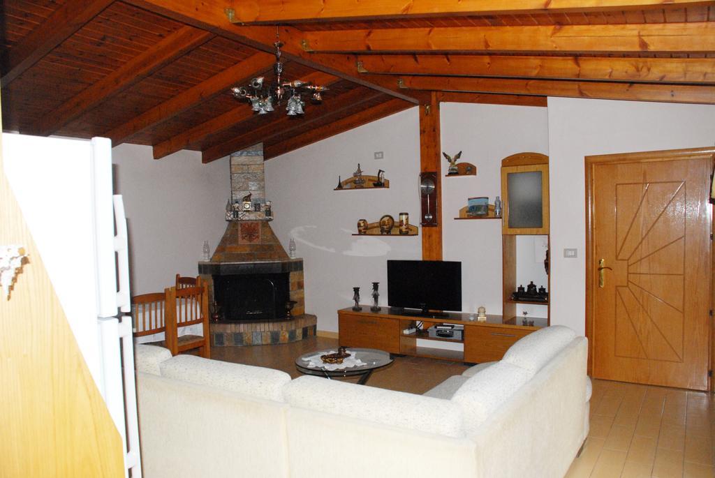 Villa Mucho Sarandë 外观 照片